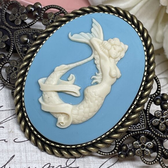 Beach Mermaid Christmas Gift Mom Wife Bride Cameo Pin Hair Clip Jewelry Sea Life - Picture 5 of 11
